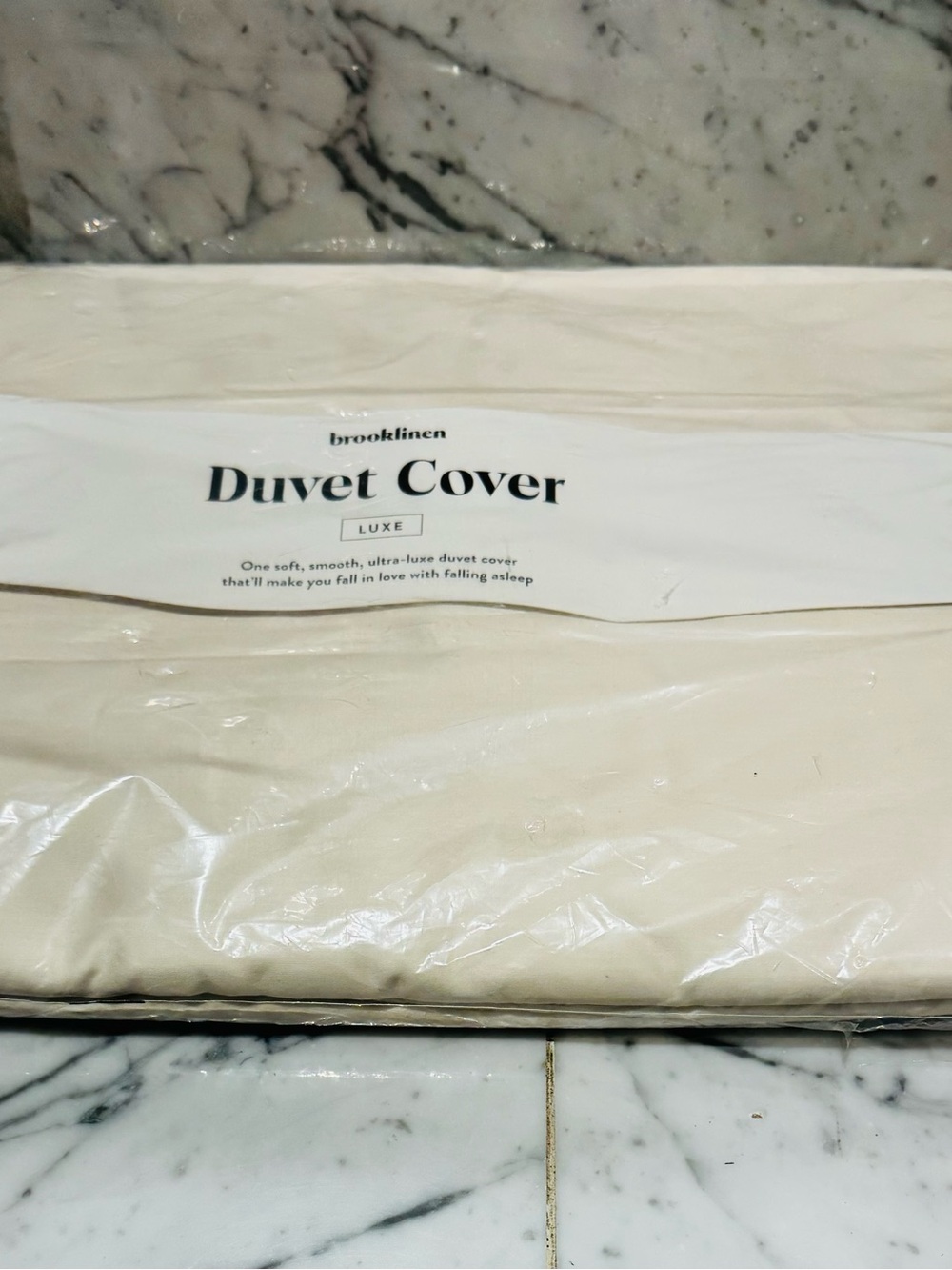 Brooklinen Luxe Duvet Cover in Cream
